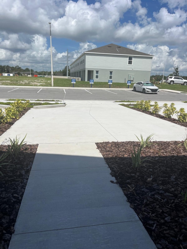 317 Wharf Wy in Winter Haven, FL - Foto de edificio - Building Photo