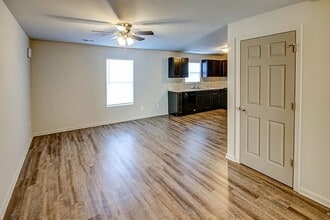 Baldwin Heights in Princeton, IN - Building Photo - Interior Photo