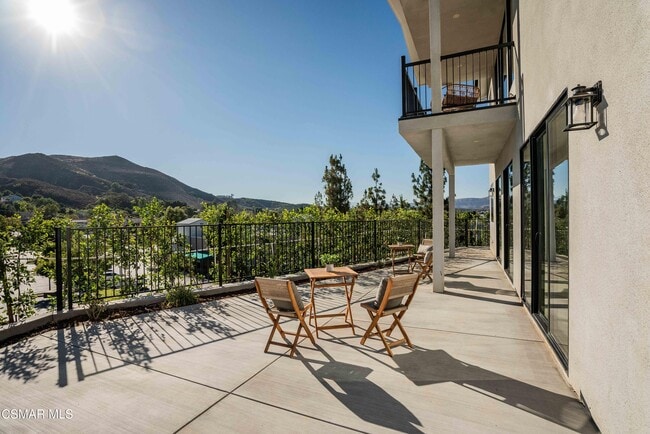 252 Capri Dr in Simi Valley, CA - Building Photo - Building Photo