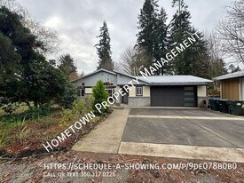3208 80th Ave SE in Olympia, WA - Building Photo