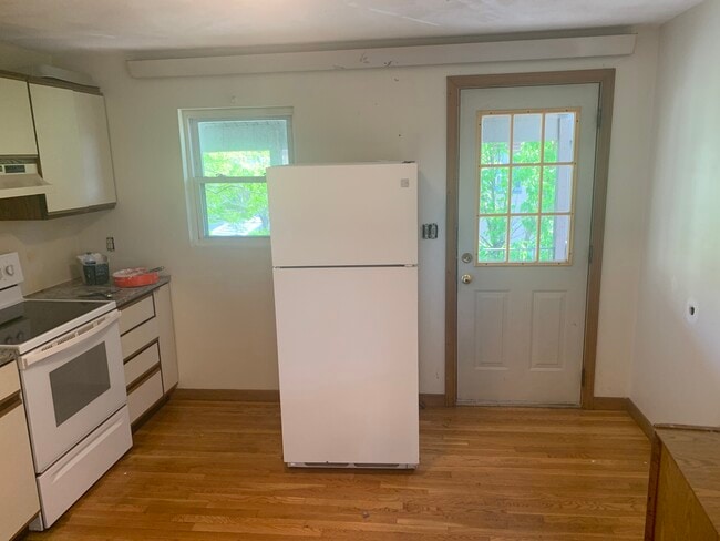 60 Vineland St, Unit 1 in Boston, MA - Foto de edificio - Building Photo