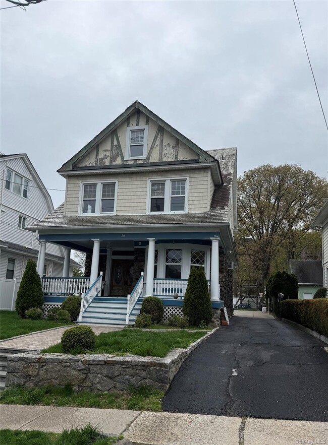30 North Ave in New Rochelle, NY - Building Photo - Building Photo