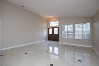 45270 Birchcrest Cir in La Quinta, CA - Foto de edificio - Building Photo