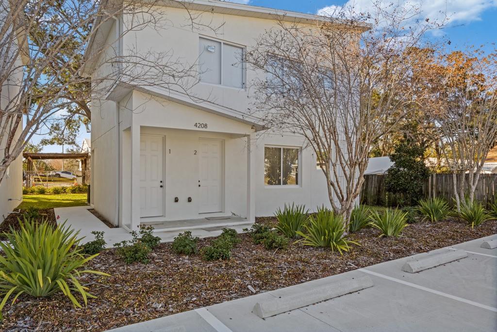 4208 N Manhattan Ave in Tampa, FL - Building Photo