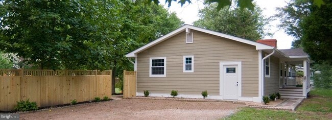 80 Scotts Cove Rd in Edgewater, MD - Building Photo - Building Photo