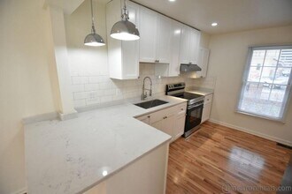 35 E Blenkner St in Columbus, OH - Foto de edificio - Building Photo