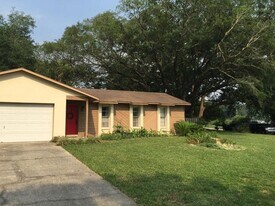 7722 SW 13th Rd in Gainesville, FL - Building Photo