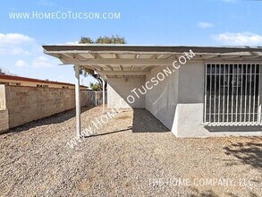 410 W Calle Antonia in Tucson, AZ - Building Photo - Building Photo