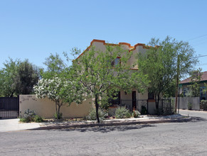 Mariposa Apartments in Tucson, AZ - Building Photo - Building Photo