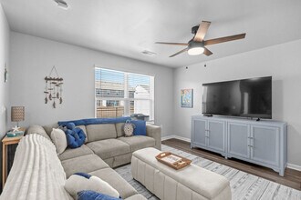 2031 Lake View Cir in Myrtle Beach, SC - Building Photo - Building Photo