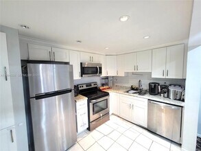 4270 NW 89th Ave in Coral Springs, FL - Building Photo - Building Photo