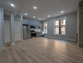 440 W Belden Ave in Chicago, IL - Building Photo - Building Photo