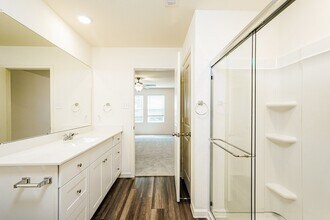 15295 Abella Dr in Montgomery, TX - Building Photo - Building Photo