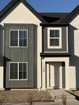 1768 Albion Dr in Salem, UT - Building Photo