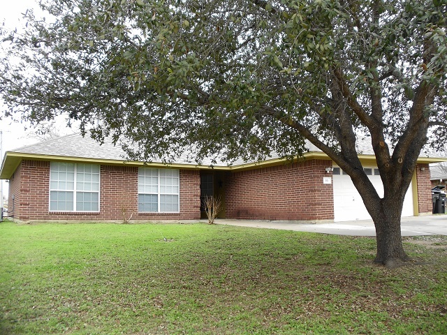 301 Rosemary Ln in College Station, TX - Building Photo