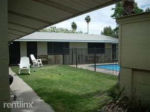 Palm Breeze Apartments in Tempe, AZ - Building Photo - Building Photo