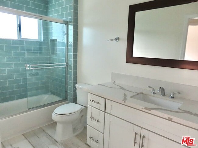 732 S Leland St in Los Angeles, CA - Building Photo - Building Photo