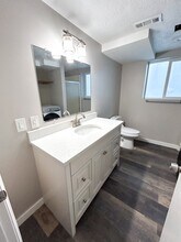 777 N 1000 W, Unit B in Clinton, UT - Building Photo - Building Photo