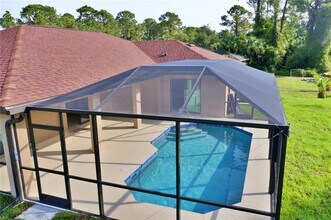 4851 Kennett St in North Port, FL - Building Photo - Building Photo