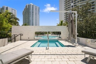7000 Island Blvd, Unit 3008 in Aventura, FL - Building Photo