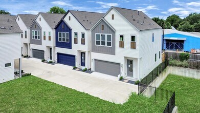 5240 Texas St in Houston, TX - Building Photo - Building Photo