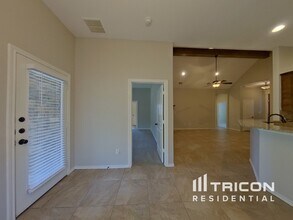 4206 Sapphire Ln in Granbury, TX - Building Photo - Building Photo