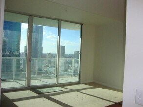 300 S Biscayne Blvd, Unit 3009 in Miami, FL - Building Photo - Building Photo