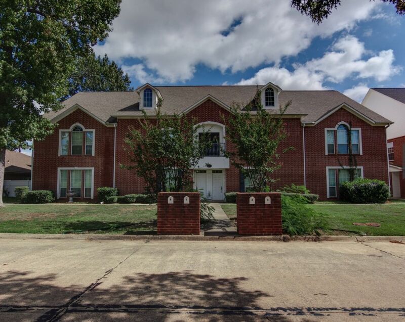 6 Fernwood Dr in Texarkana, TX - Foto de edificio