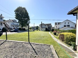 573 Bloom St in Danville, PA - Building Photo