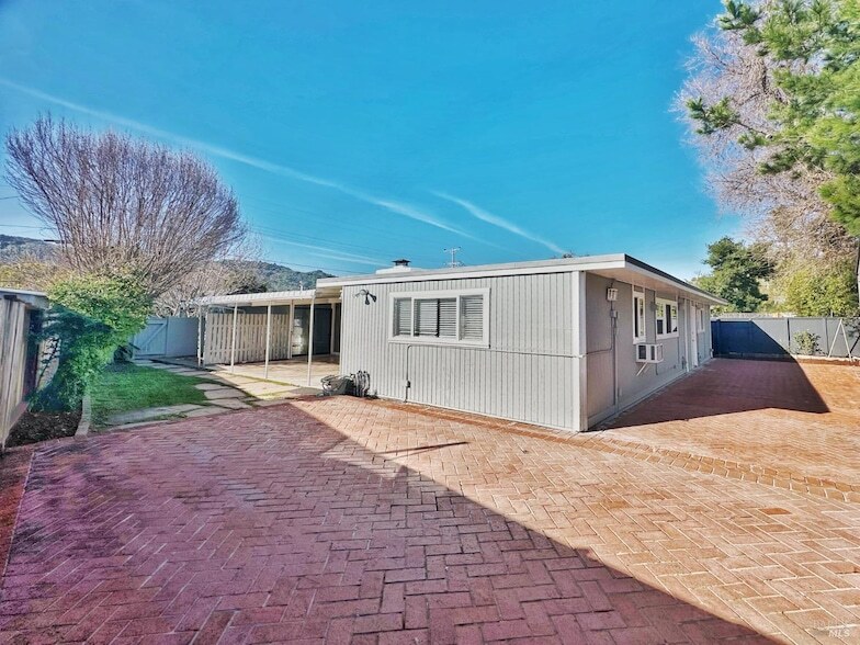 636 Bamboo Terrace in San Rafael, CA - Building Photo