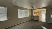 9261 Cloudberry Ct in Las Vegas, NV - Building Photo - Building Photo