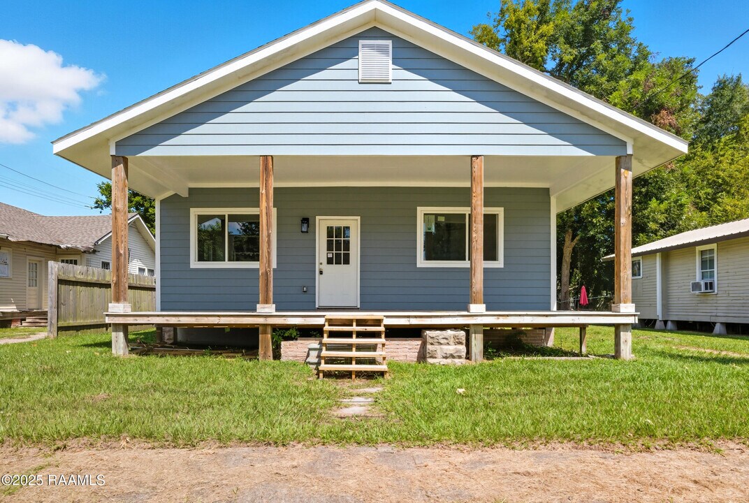514 Voorhies St in Lafayette, LA - Building Photo