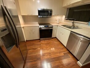300 3rd St, Unit 408 in San Francisco, CA - Building Photo - Building Photo
