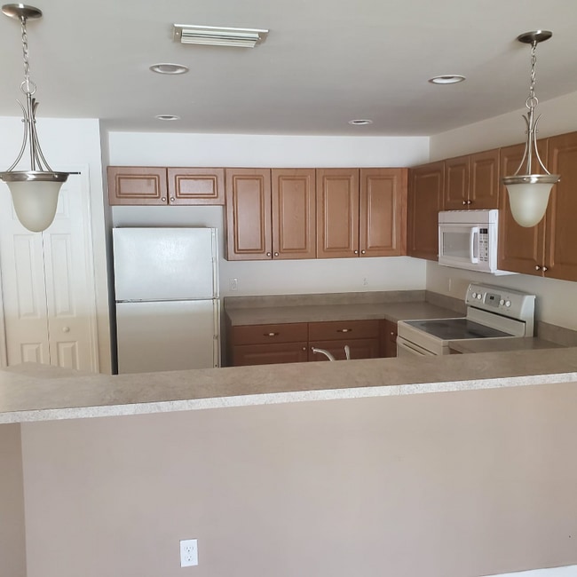 4522 Douglas Ln in Lehigh Acres, FL - Building Photo - Building Photo