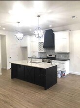 1018 N Genoa Ave in Lubbock, TX - Building Photo - Building Photo