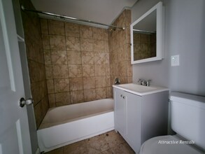 608 E 71st St in Chicago, IL - Building Photo - Building Photo