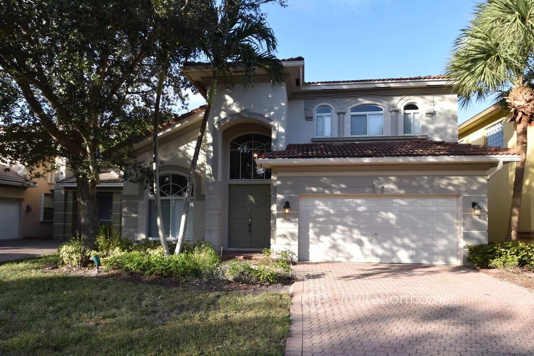 9169 Citrus Isle Ln in Wellington, FL - Foto de edificio