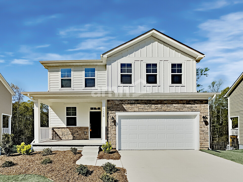 17330 Alydar Commons Ln in Charlotte, NC - Building Photo