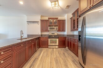 520 N Halsted St, Unit 516 in Chicago, IL - Building Photo - Building Photo