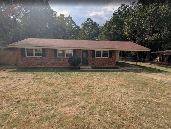 property at 1130 Lombard Dr
