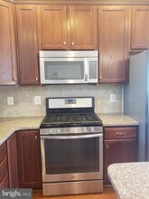 43158 Whelplehill Terrace in Ashburn, VA - Building Photo - Building Photo