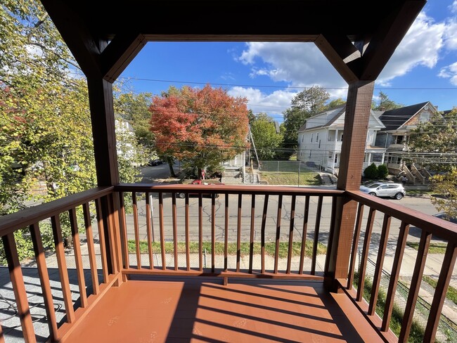 84 Sheffield Ave in New Haven, CT - Building Photo - Building Photo