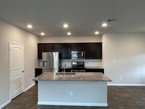 222 Baron Creek Trail in Bastrop, TX - Building Photo - Building Photo