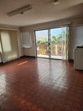 2470 Lakoloa Pl in Honolulu, HI - Foto de edificio - Building Photo