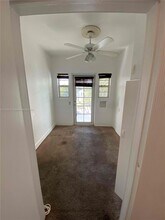 1755 Washington Ave, Unit 3B in Miami Beach, FL - Building Photo - Building Photo