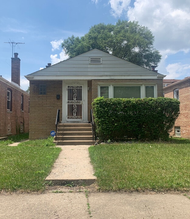 14114 S State St in Riverdale, IL - Building Photo
