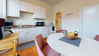 631 Washington St, Unit 3 in Boston, MA - Building Photo