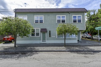 Arbor House Apartments in Seattle, WA - Foto de edificio - Building Photo