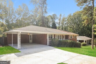 1255 Angelia Dr SW in Mableton, GA - Building Photo - Building Photo