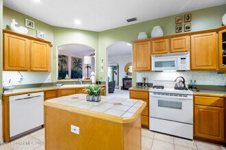 4932 Oaklefe Ct in Rockledge, FL - Building Photo - Building Photo